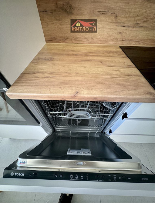 Resident Hall , Городоцька , вільна , перша здача , ліжко, кондиціонер Львов - изображение 4