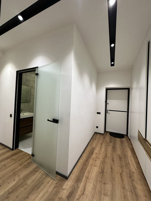 Продается 2 комнатная сталинка в самом Центре города! Миколаїв - зображення 4