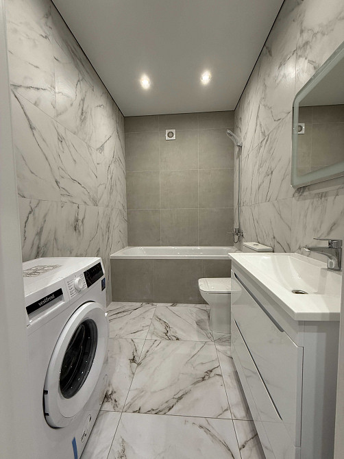 Велика 1 к квартира з новим якісним ремонтом в новому ЖК Ірпінь - зображення 1