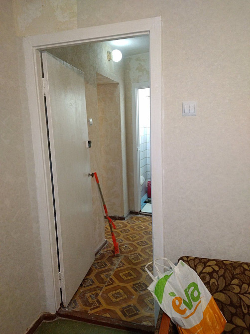 Сдам трехкомнатную конец Слобожанского проспекта Дніпро - зображення 2