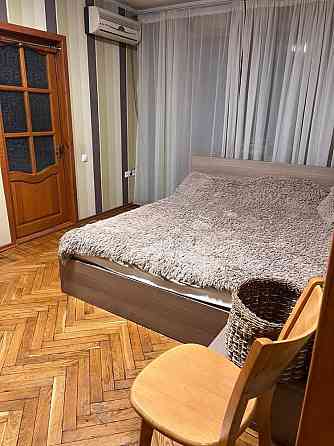 Ул. Черняховского 6 ст. Фонтана Двухкомнатная 45 м. Супер цена! Одеса