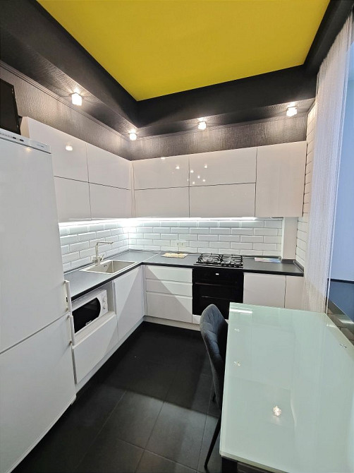 Оренда 2х кімнатної квартири у Вознесенівському р-ні (Сталеварів 25) Запорожье - изображение 1