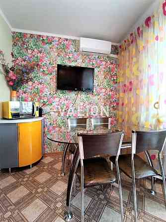 Продам 3 кімнатну квартиру. Вацлава Гавела 34г Київ