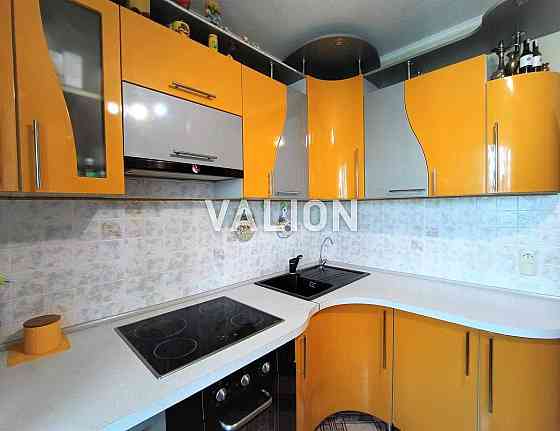 Продам 3 кімнатну квартиру. Вацлава Гавела 34г Київ