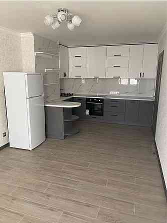 Здам дуже гарну велику 2 к квартирк по вул Симоненко 111варіанти Бровари