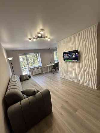 Центр 1к вул.Південий Бульвар 28 ОЗЕРО Івано-Франківськ