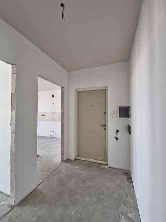 Двокімнатна. Велика. 80%готовність ремонту. Івано-Франківськ