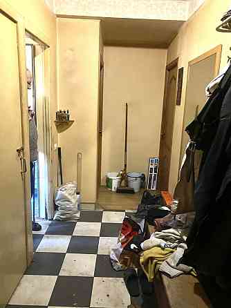 Борщаговка.Кольцова,двухкомнатная,раздельная,средний єтаж Київ