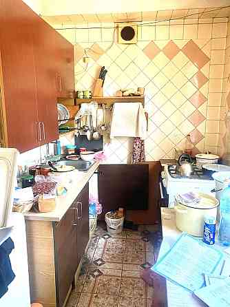 Борщаговка.Кольцова,двухкомнатная,раздельная,средний єтаж Київ