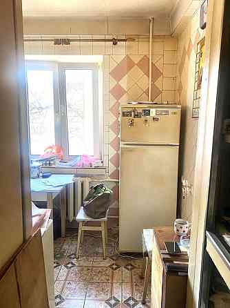 Борщаговка.Кольцова,двухкомнатная,раздельная,средний єтаж Київ