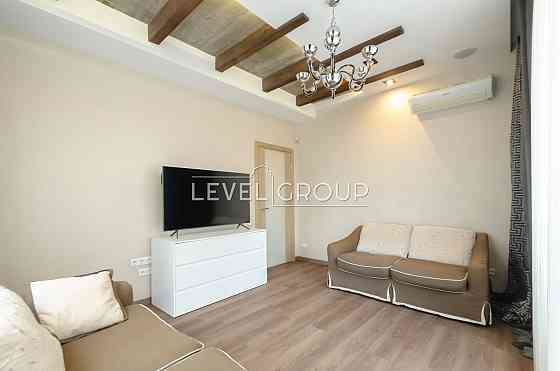 ТЕРМІНОВО !ЖК Британський квартал 2к з якісним ремонтом  м.Іподром Київ