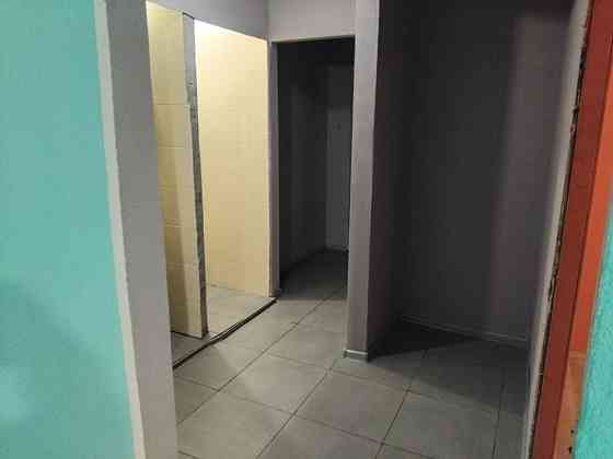 Собственник, продам 2к квартиру 49кв бул. Вернадского 75а. Метро 500м Київ