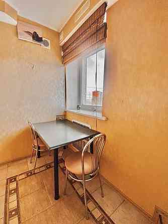 ВЛАСНИК, центр міста, пр.Миру, Ровно