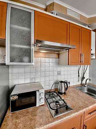 ВЛАСНИК, центр міста, пр.Миру, Ровно