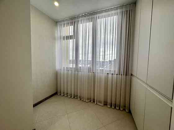 Продам 2к.квартиру з виглядом на озеро Хмельницький