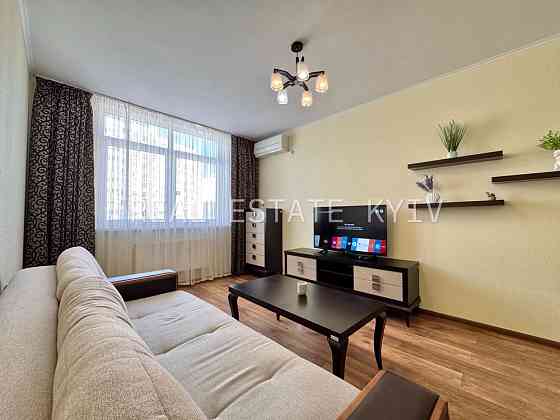 Аренда 1-комн квартиры ЖК Парковые Озера - ул. Воскресенская 14-д Київ