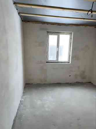 Продам 2 кімнатну квартиру вул. Момота Борисполь