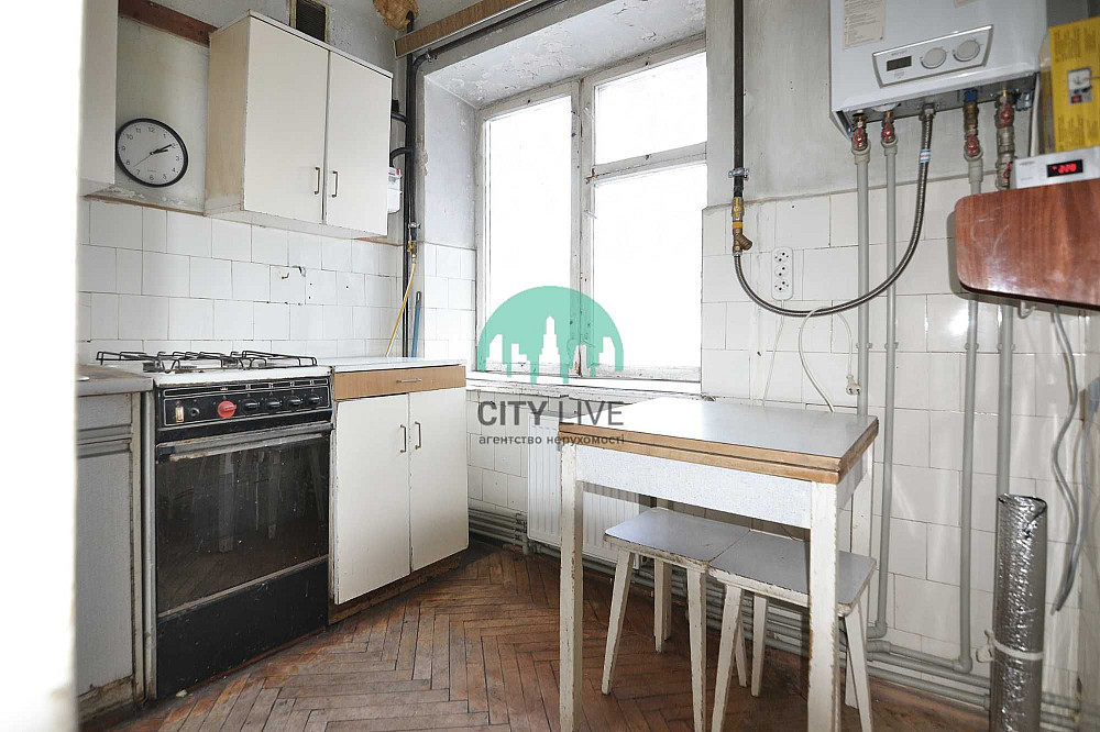 3 кім кв. Центр. Цегляний будинок. Автономне опалення. 3-й поверх(3) Івано-Франківськ - зображення 8