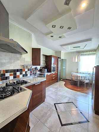 Продаж квартири 3 кімнати новобудова Сахарова Франківський район Львов