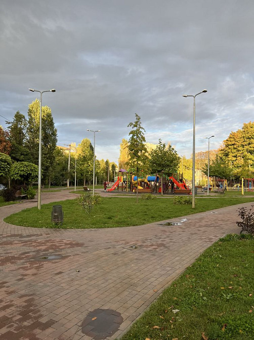 Продам 4х к.кв. Нагорный район , собственник Кременчуг - изображение 1