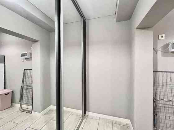 СВІТЛА квартира з новим ремонтом, меблями в центрі міста ЖК Соборний Ірпінь