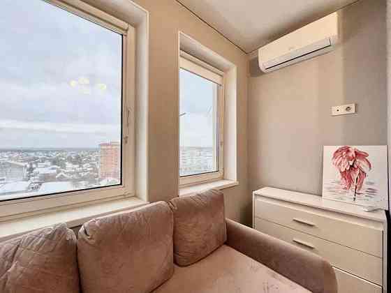 СВІТЛА квартира з новим ремонтом, меблями в центрі міста ЖК Соборний Ірпінь