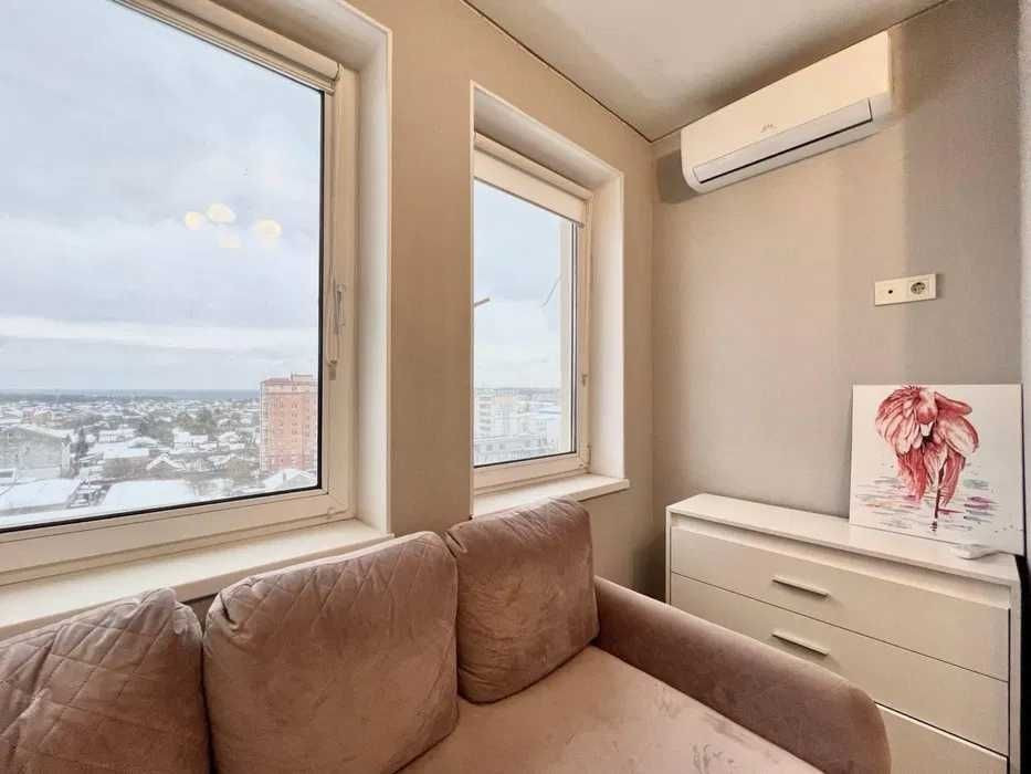 СВІТЛА квартира з новим ремонтом, меблями в центрі міста ЖК Соборний Ірпінь - зображення 2