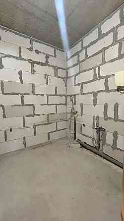 Продаж 1 кімнатна 63 м2, вул. Скорини Новобуд 1000 дол./ м2 Львов