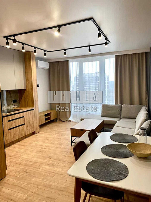 Продаж 2к квартира 68м2, ЖК Варшавський Плюс, пр-т Правди Київ - зображення 1