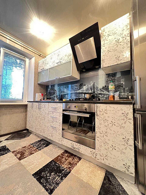 Продам 2к квартиру, ж/м Приднепровск, ремонт Днепр - изображение 1