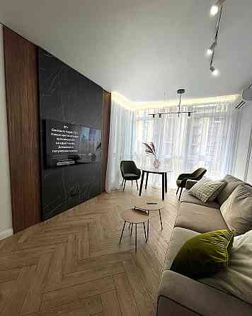 Французский квартал Предславинская Маккейна Французький Предславинська Київ