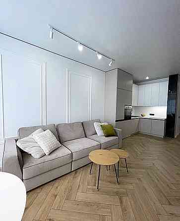 Французский квартал Предславинская Маккейна Французький Предславинська Київ