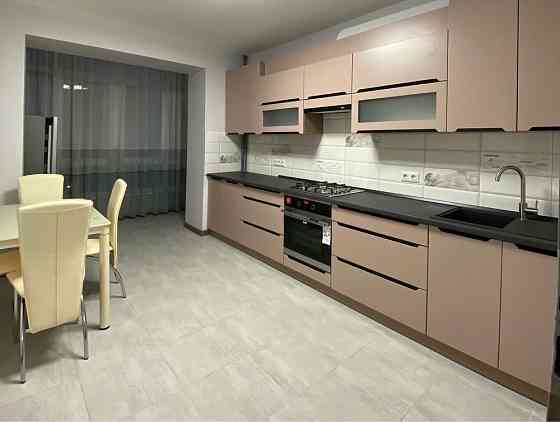 Оренда 2-х к квартири на Мельника, центр Ивано-Франковск