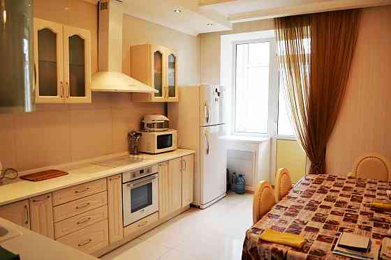 Метро Олімпійська. Тютюнника Василя (А.Барбюса) 16. Киев