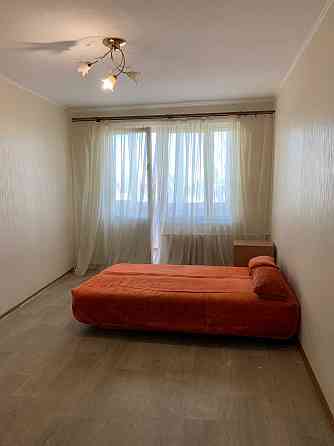 Продаж 3 кімнатної квартири Малишка 3 метро Дарниця ТРИ хвилини пішки Киев