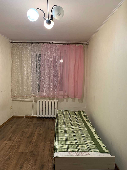 Продаж 3 кімнатної квартири Малишка 3 метро Дарниця ТРИ хвилини пішки Киев - изображение 3