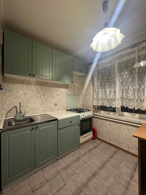 Продаж 3 кімнатної квартири Малишка 3 метро Дарниця ТРИ хвилини пішки Киев - изображение 1