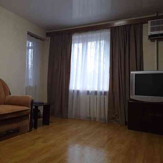 Продам 2 к низ пр. Поля Дніпро