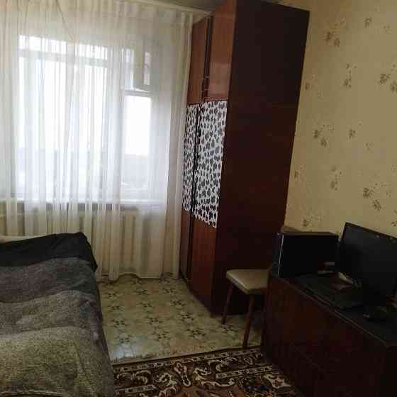 Продам 2 к низ пр. Поля Дніпро