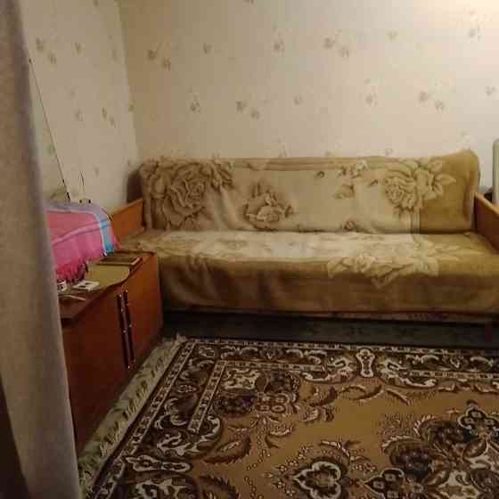 Продам 2 к низ пр. Поля Дніпро