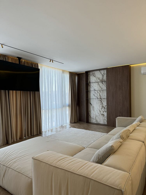 Продаж розкішної 2 кк квартири  ЖК Crystal |Кристал | Новий район Ужгород - зображення 1