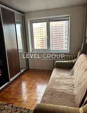 Продаж 3-кім вул. Миколи Скрипника, 9 Солом'янський р-н м.Вокзальна Киев