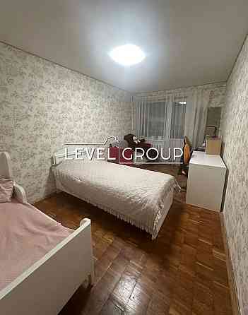 Продаж 3-кім вул. Миколи Скрипника, 9 Солом'янський р-н м.Вокзальна Киев