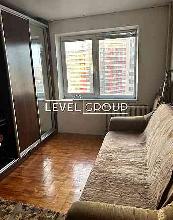 Продаж 3-кім вул. Миколи Скрипника, 9 Солом'янський р-н м.Вокзальна Киев