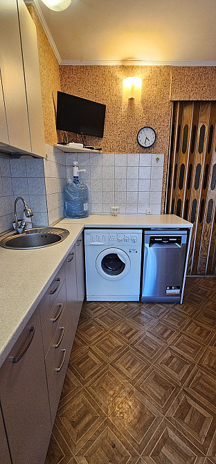 3-х кімнатна квартира. Метро КПІ. Оренда Киев - изображение 1