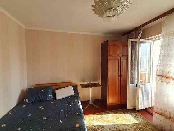 1к, Данькевича 7а, кирпич, 38м2, хорошее состояние, парк Киев