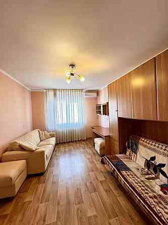 Здам 1 к кв на Осокорках ЖК Молодіжний квартал метро 10хв Киев