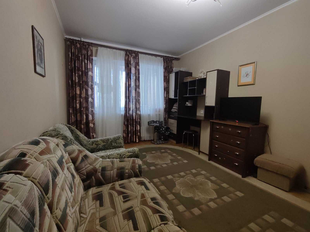 Продам 3 кімнатну квартиру біля парку Письменників. Ірпінь - зображення 1