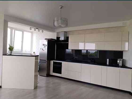 Двухкомнатная квартира  в кирпичном доме  74000 уе. Одеса