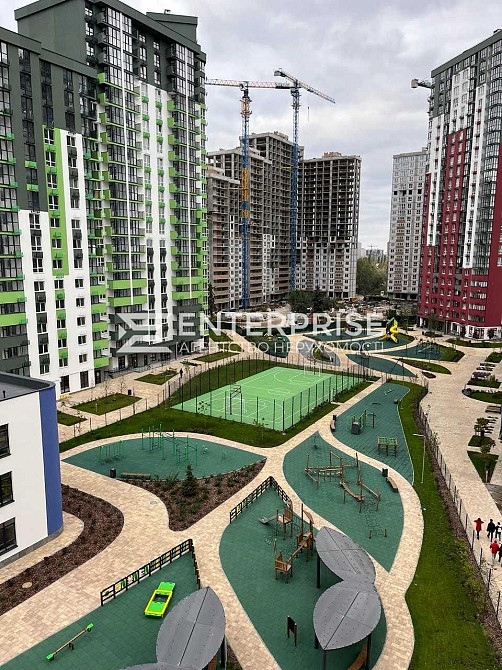 Продаж 3к квартири в ЖК Сирецькі Сади, вул. Виговського Киев - изображение 1